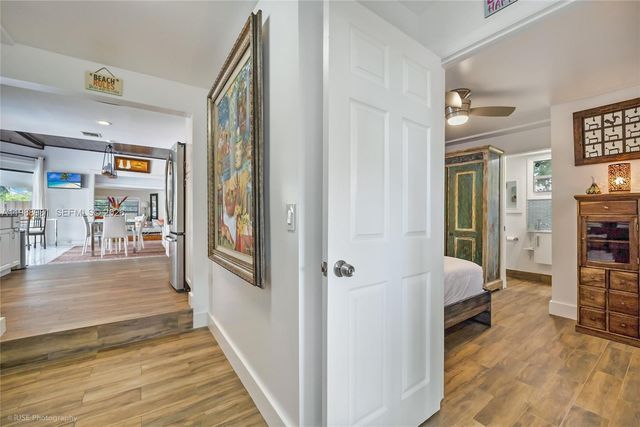 212 SW 1st Ave, Hallandale Beach, FL 33009