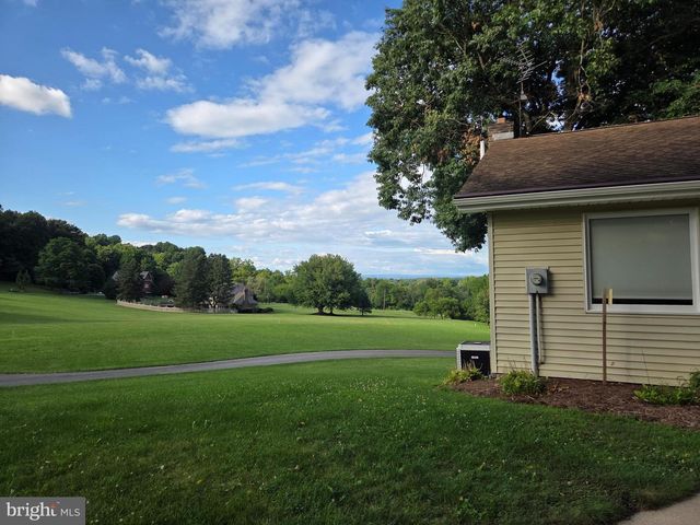 885 MOUNT WILSON RD, Lebanon, PA 17042