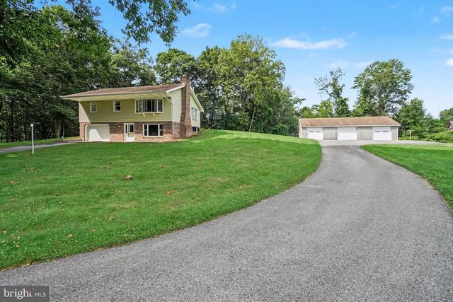 885 MOUNT WILSON RD, Lebanon, PA 17042