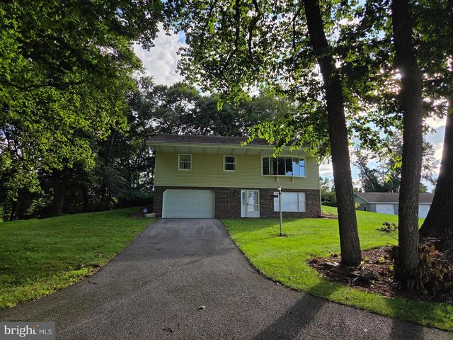 885 MOUNT WILSON RD, Lebanon, PA 17042