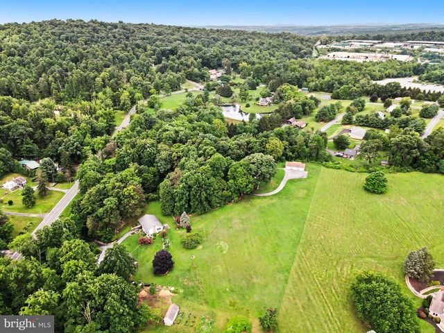 885 MOUNT WILSON RD, Lebanon, PA 17042
