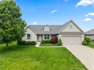 804 Lambert Drive, Piqua, OH 45356