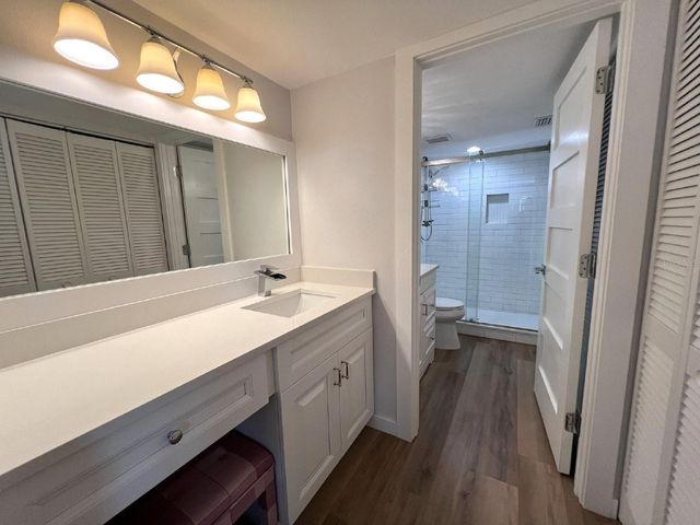 5205 WEDGEWOOD LN 15, Sarasota, FL 34235