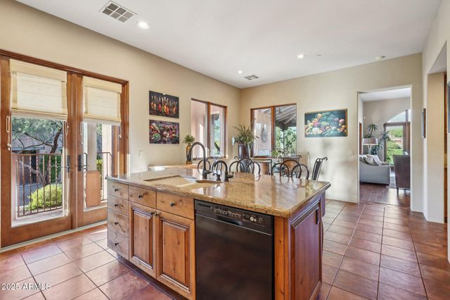 7460 E GOLDEN EAGLE Circle, Gold Canyon, AZ 85118