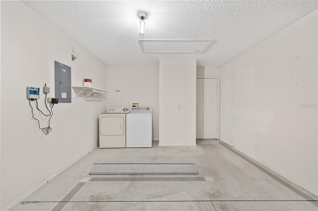 Image 30 of property listing at 3245 RIVERTON ROAD, The Villages, FL 32162