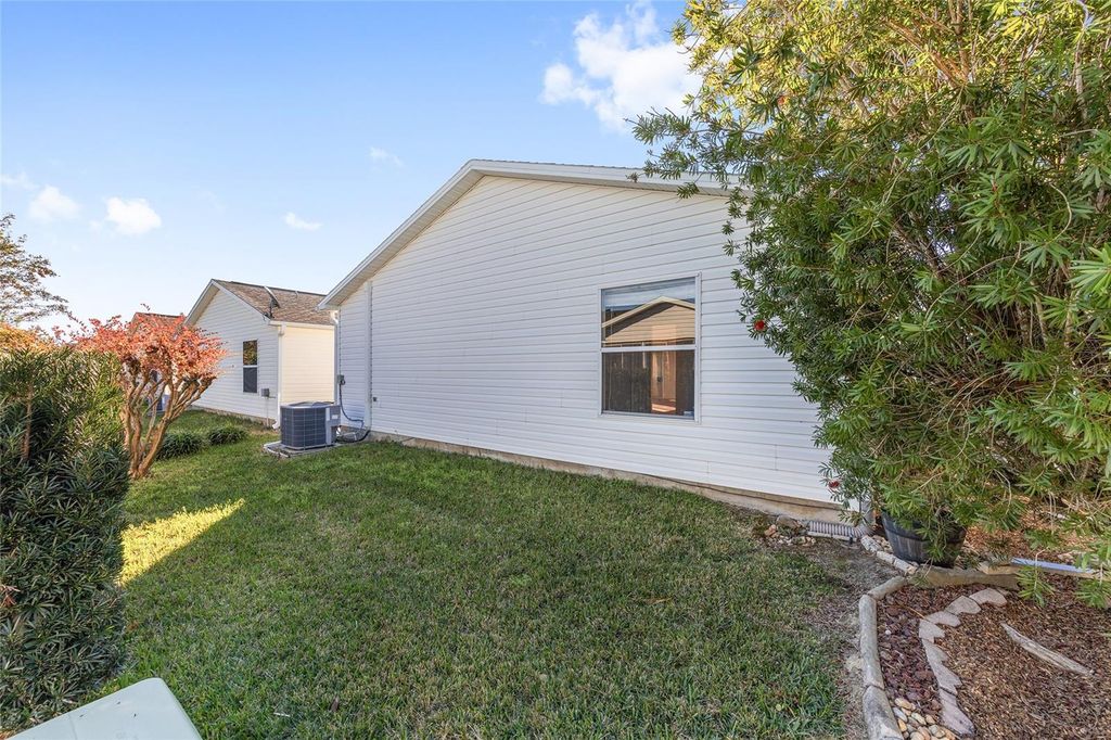 Image 34 of property listing at 3245 RIVERTON ROAD, The Villages, FL 32162