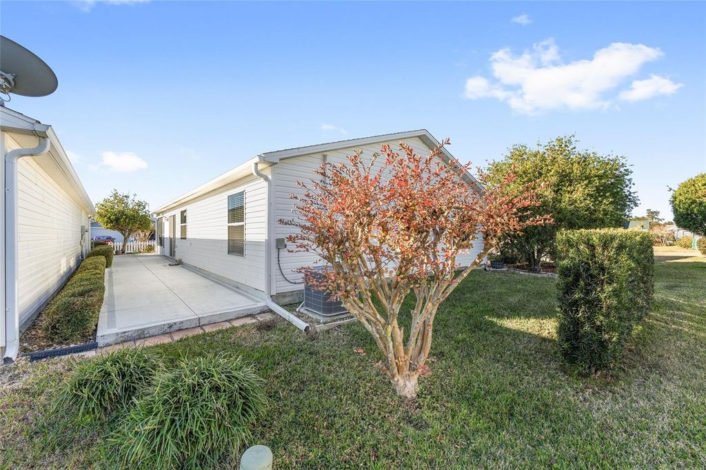 Image 35 of property listing at 3245 RIVERTON ROAD, The Villages, FL 32162