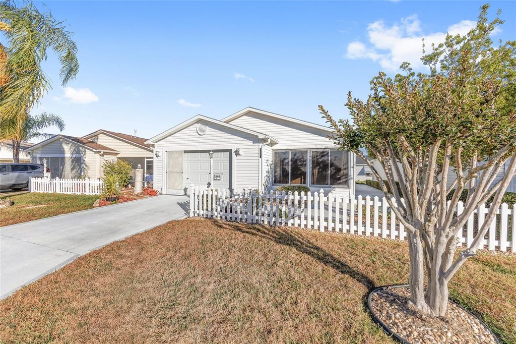 Image 38 of property listing at 3245 RIVERTON ROAD, The Villages, FL 32162