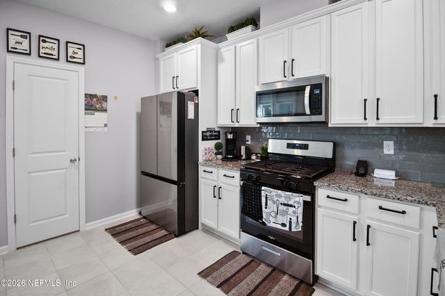 13259 BROOKWATER Drive, Jacksonville, FL 32256