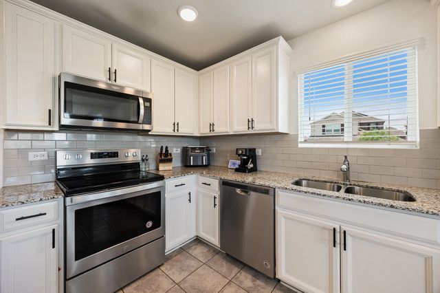 1614 Petrolia Drive, Forney, TX 75126