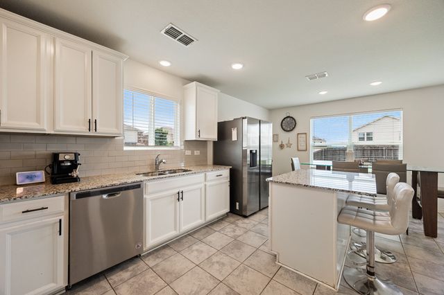 1614 Petrolia Drive, Forney, TX 75126