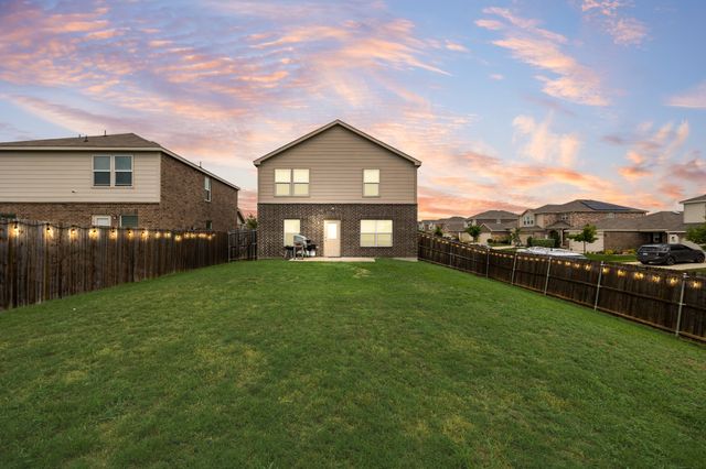 1614 Petrolia Drive, Forney, TX 75126