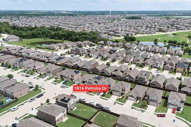 1614 Petrolia Drive, Forney, TX 75126
