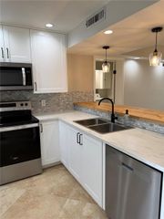 1520 Whitehall Drive 206, Davie, FL 33324