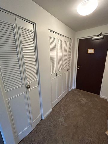 2 Victory Road 6, Lynn, MA 01902