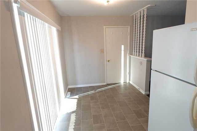 503 W Colonel Drive, Independence, MO 64050