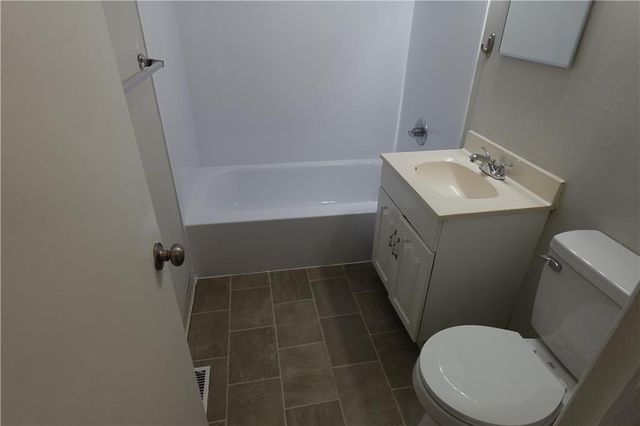 503 W Colonel Drive, Independence, MO 64050