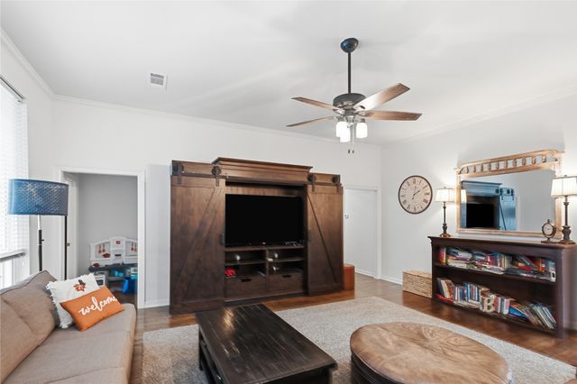 8814 N 131st East Avenue, Owasso, OK 74055