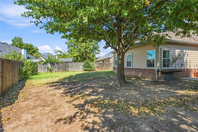 8814 N 131st East Avenue, Owasso, OK 74055