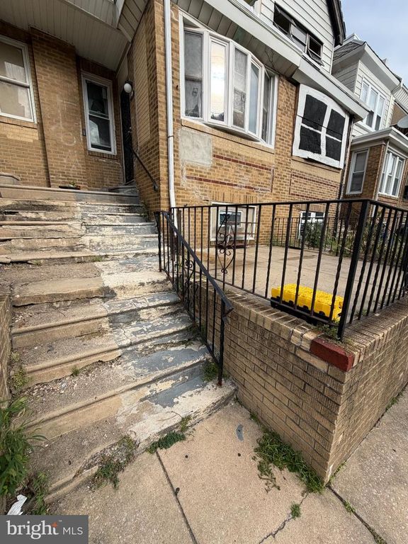 6945 THEODORE ST, Philadelphia, PA 19142 — photo 2