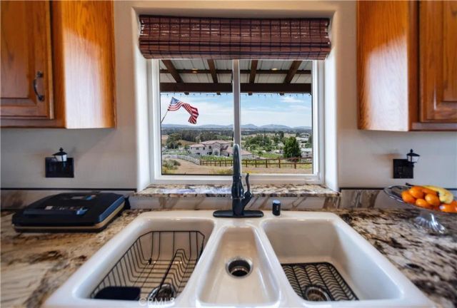 36431 Summitville, Temecula, CA 92592