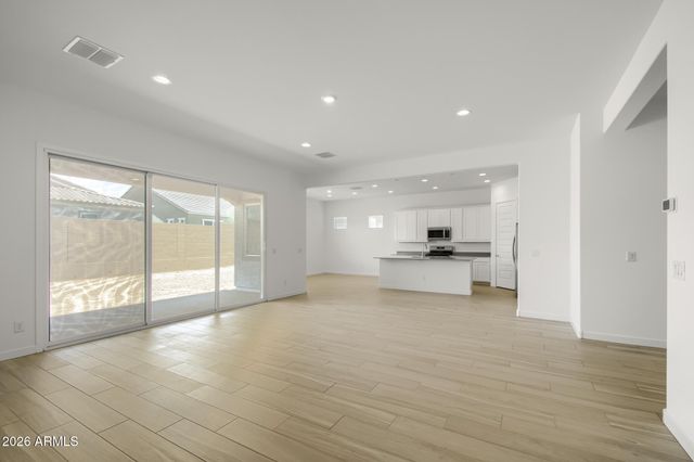 25681 N 174TH Avenue, Surprise, AZ 85387
