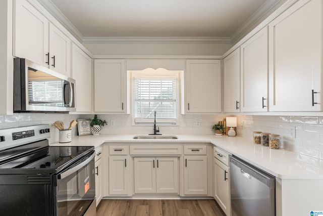 3706 MAJESTIC OAKS WAY, Trussville, AL 35173
