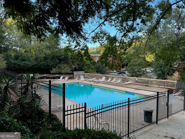 250 Little Street APT D205, Athens, GA 30605