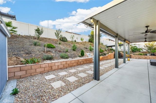 11653 Zoeller, Beaumont, CA 92223