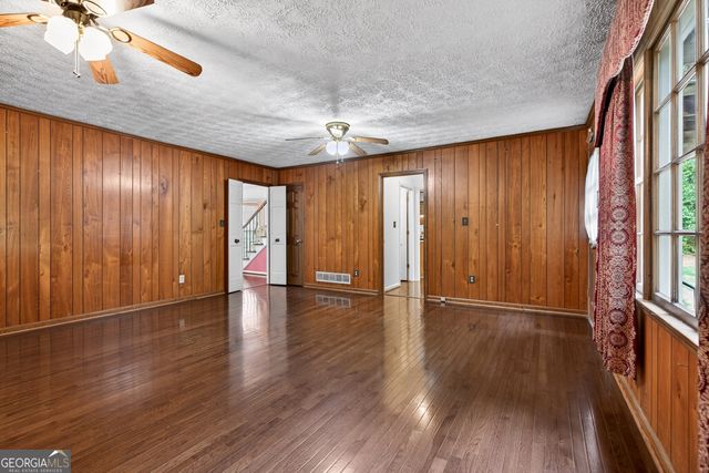205 Dix Lee On Drive, Fayetteville, GA 30214
