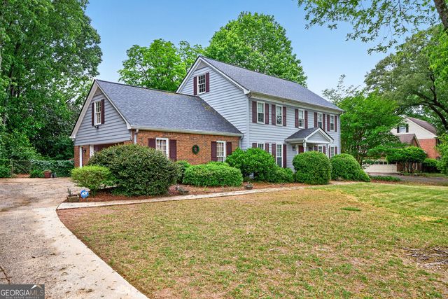 205 Dix Lee On Drive, Fayetteville, GA 30214
