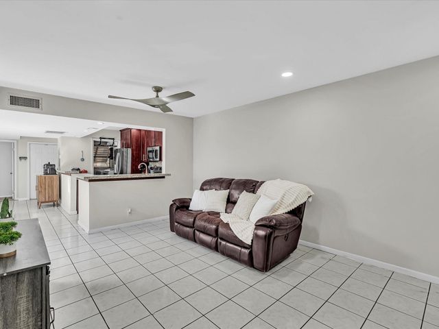 2551 N 40th Avenue 2551, Hollywood, FL 33021