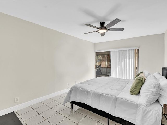 2551 N 40th Avenue 2551, Hollywood, FL 33021