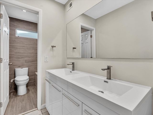 2551 N 40th Avenue 2551, Hollywood, FL 33021