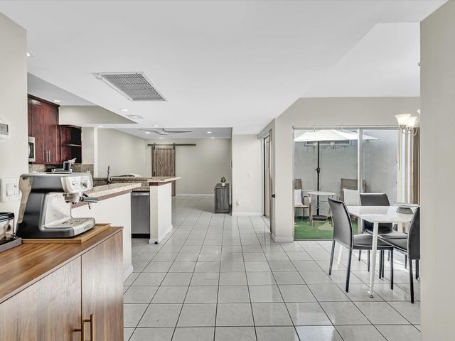 2551 N 40th Avenue 2551, Hollywood, FL 33021