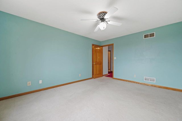 26311 Dukleth DRIVE, Wind Lake, WI 53185