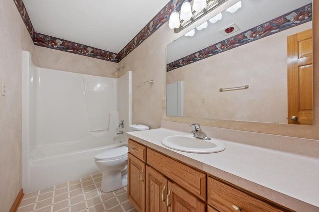 26311 Dukleth DRIVE, Wind Lake, WI 53185