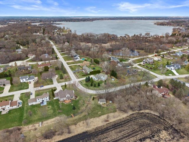 26311 Dukleth DRIVE, Wind Lake, WI 53185