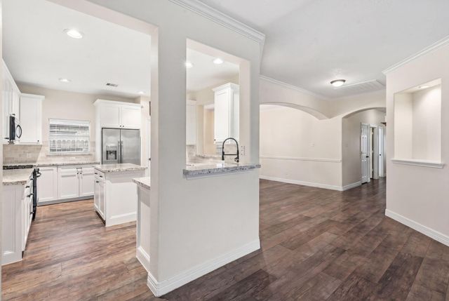 8227 Shady Grove, Baytown, TX 77523