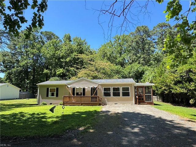 22133 Johnson Lane, Carrollton, VA 23314