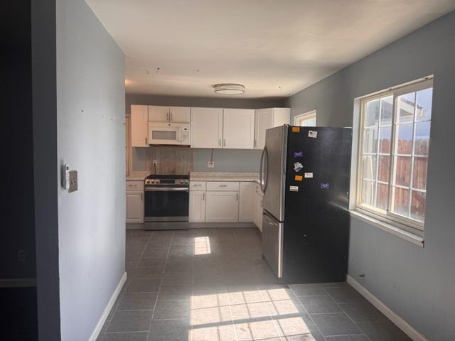 3651 Owens Way, North Highlands, CA 95660
