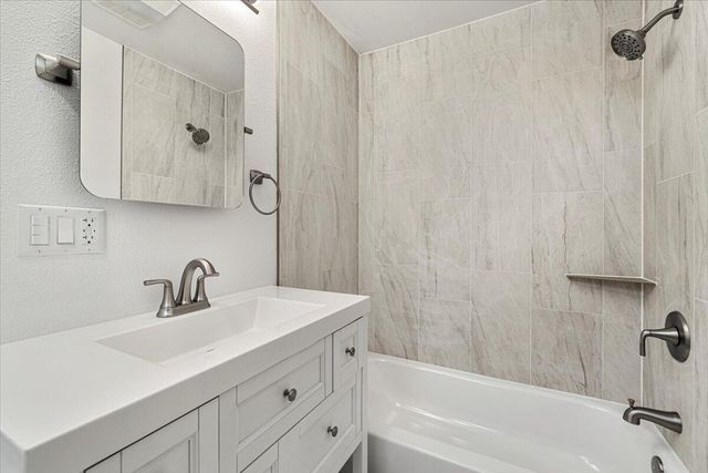 6093 Beechwood Drive, Eureka, CA 95503