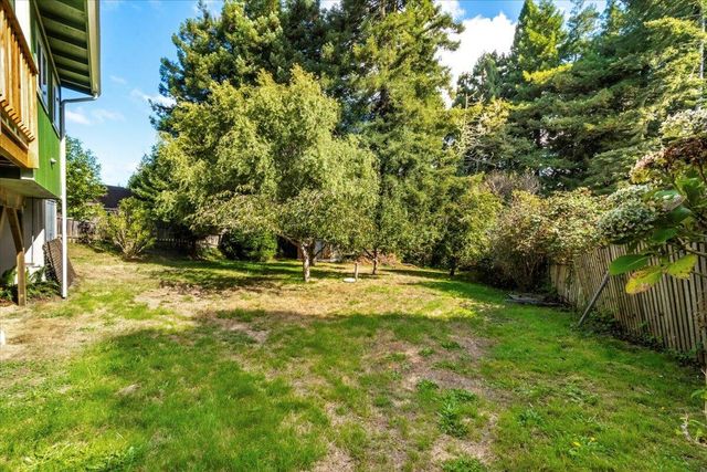 6093 Beechwood Drive, Eureka, CA 95503