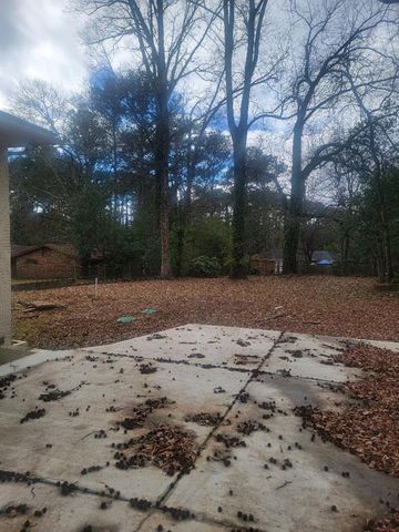 2838 Ben Hill Road, Atlanta, GA 30344