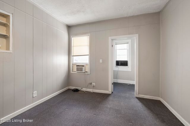 421 M St, Louisville, KY 40208