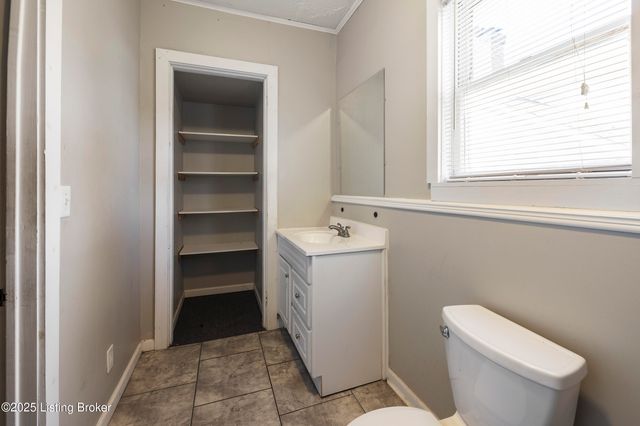 421 M St, Louisville, KY 40208