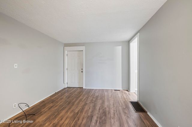 421 M St, Louisville, KY 40208