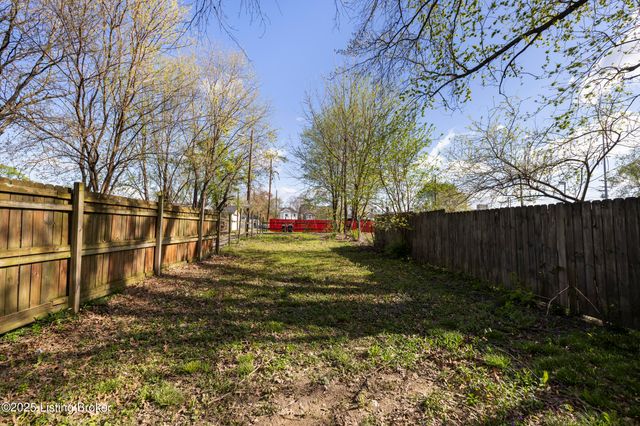 421 M St, Louisville, KY 40208