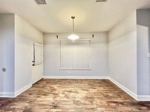 1128 Jamie Drive, Grand Prairie, TX 75052