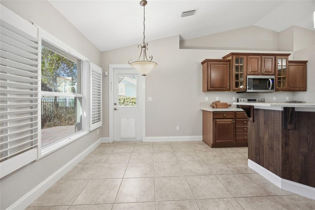 Image 16 of property listing at 6440 SW 50TH TERRACE, Ocala, FL 34474
